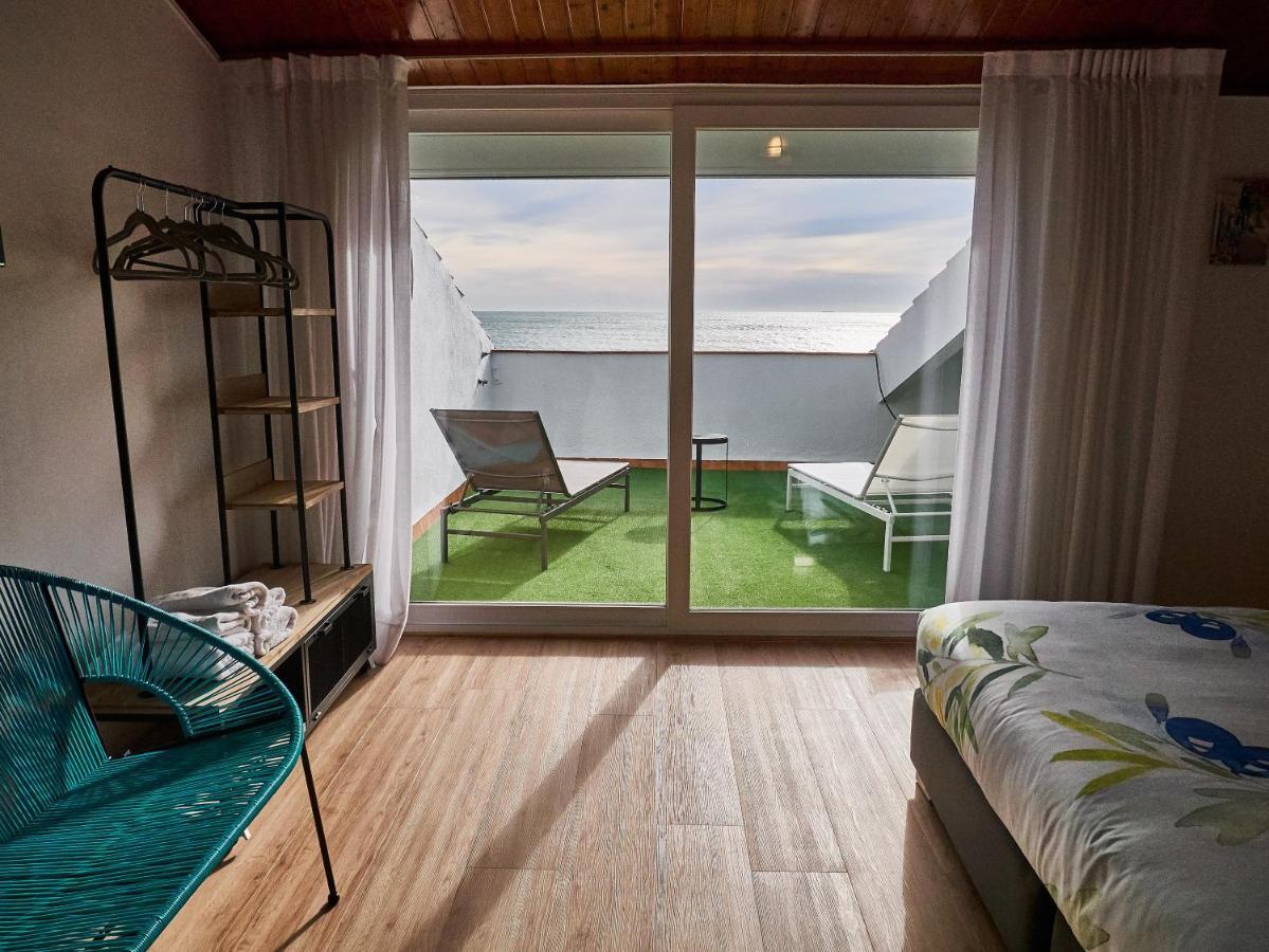 Vila De Premia Premiá de Mar Exterior photo
